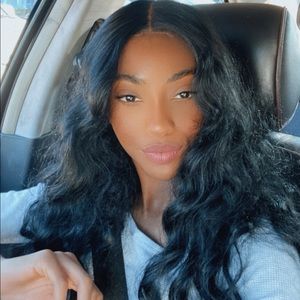 Meet your Posher, Nesha